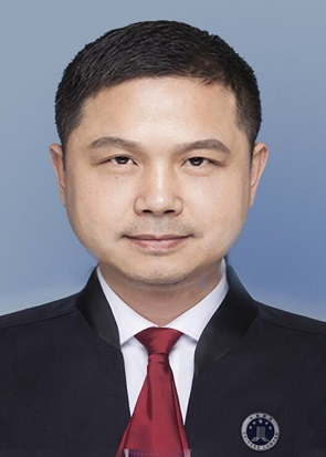 王新华